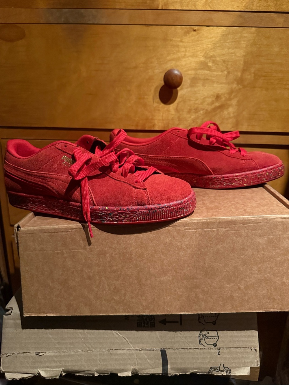 Puma XL Red Paint Sprinkled Sole Suede Low Cut Shoes